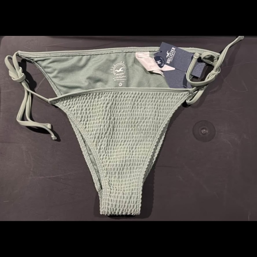 Hollister Textured Bikini Bottom in Light Green